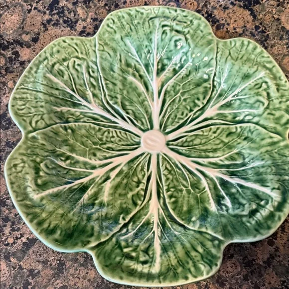 Leafy Green Ceramic Serveware Set - Picture 4 of 4
